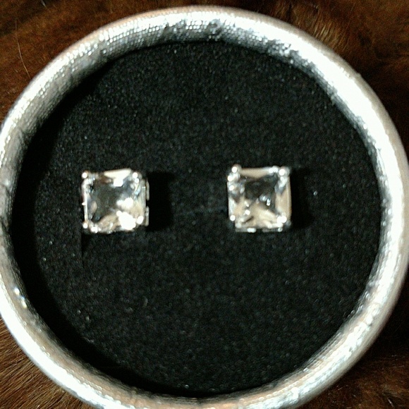 Swarovski Crystal 18K Gold Plated Earrings - Picture 1 of 3